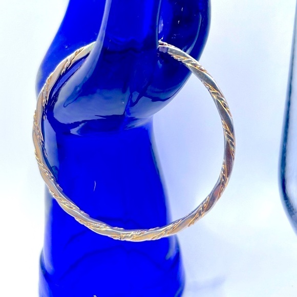 Vintage Monet Bangle Gold and Silver Plated Bracelet Twisted Braid Style…​​ - Picture 5 of 9